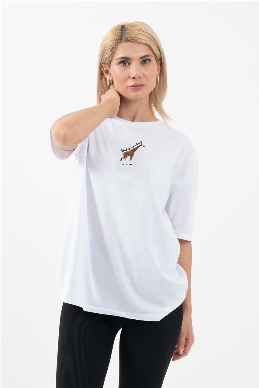 Kadın Beyaz Zürafa Nakışlı T-shirt